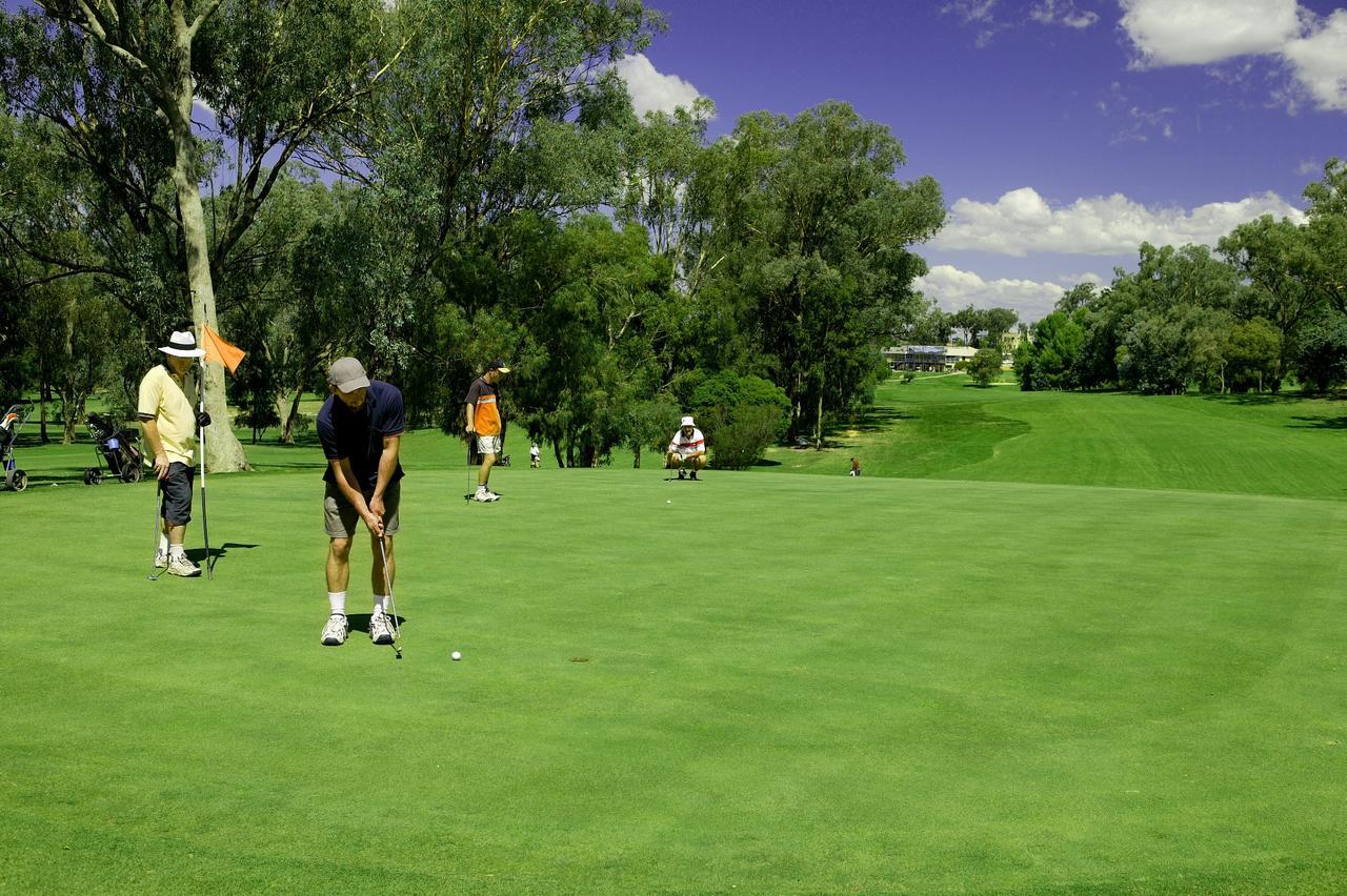 Commercial Golf Resort Άλμπουρι Εξωτερικό φωτογραφία